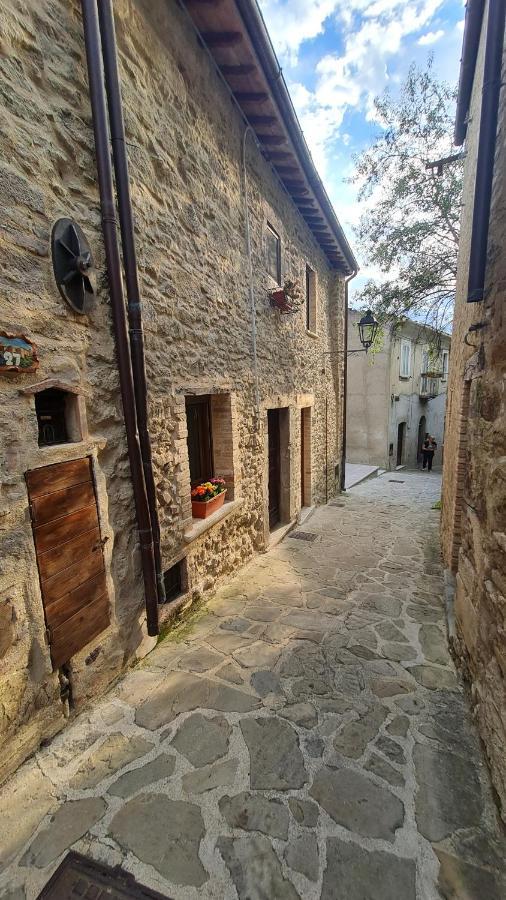 Luciae Domus Ξενοδοχείο Roccascalegna Εξωτερικό φωτογραφία